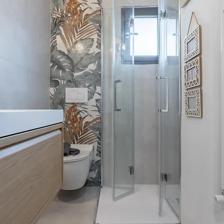 Hébergement de vacances Terracielo Isola, Tra Parco E Centro X 5 Con Giardino Florence