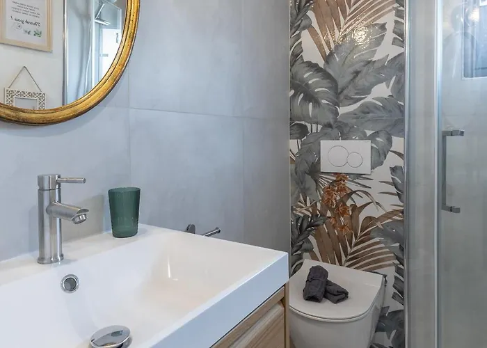 Prázdninový dům Terracielo Isola, Tra Parco E Centro X 5 Con Giardino *